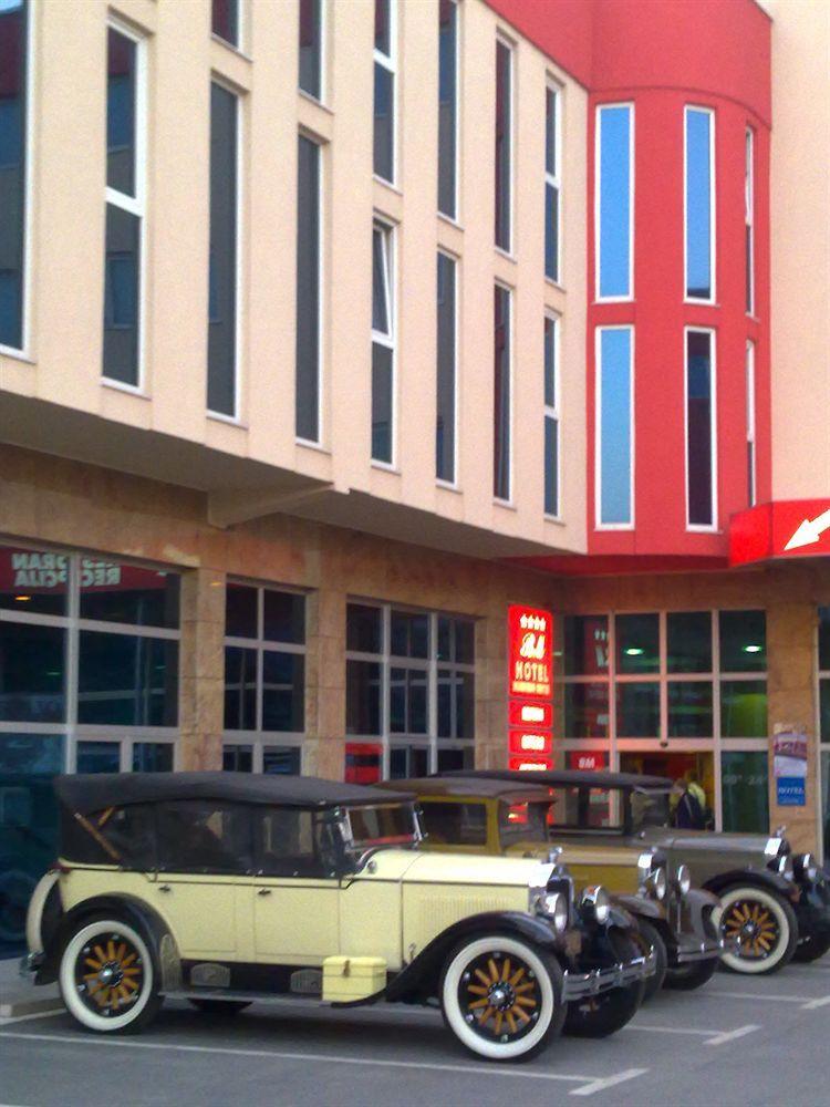 Hotel Bm Szarajevó Kültér fotó