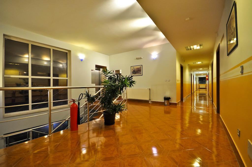 Hotel Bm Szarajevó Kültér fotó
